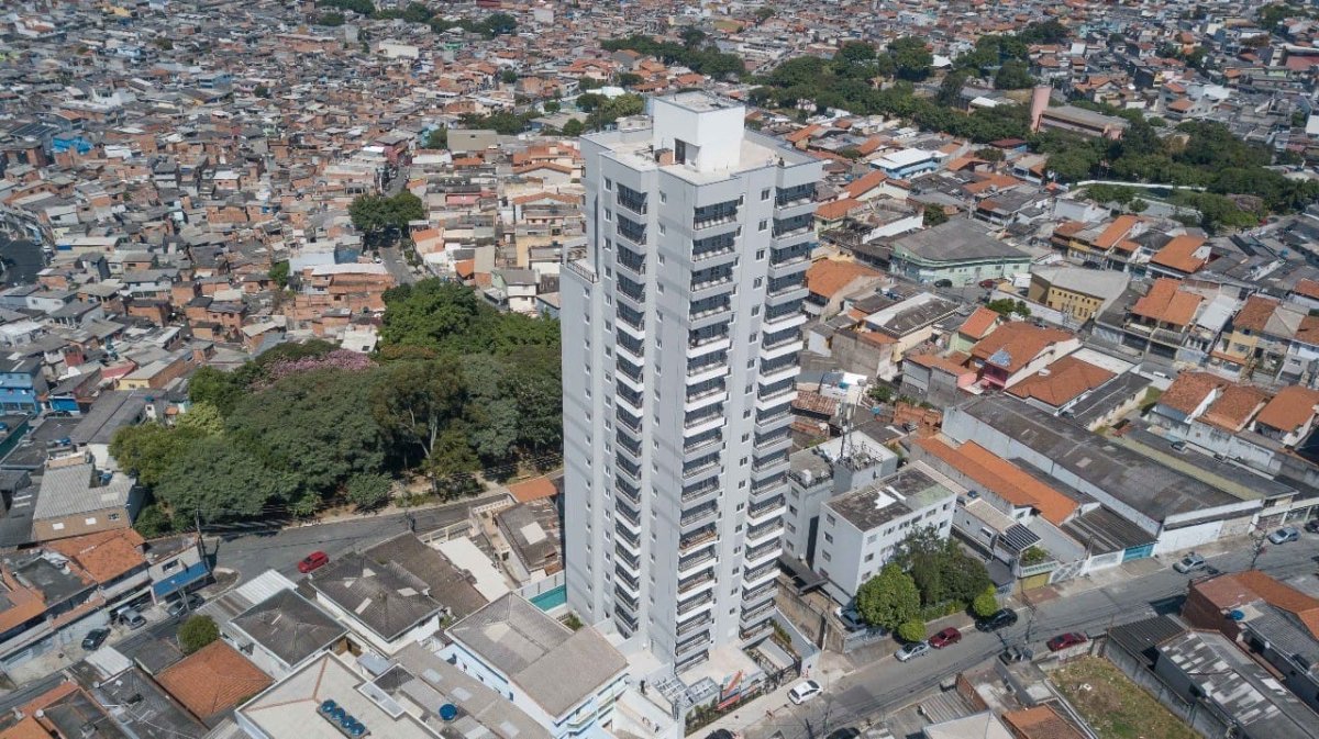Obra: Edifício Residencial Soul União - São Paulo, SP | Cliente: Construtora Engecastro | Tipo de projeto: Instalação elétrica completa em prédio residencial de médio/alto padrão | Andares: 20 pavimentos | Serviços executados pela JFR: infraestrutura elétrica completa (medição, alimentação e distribuição), montagem de quadros de distribuição em todos os andares, instalação de eletrodutos, tomadas, interruptores e luminárias, sistemas de aterramento e proteção contra surtos elétricos, instalações das áreas comuns (hall, garagem, escadas, elevadores), adequação às normas NBR 5410 e exigências da concessionária, execução dentro dos prazos com equipe dedicada em campo | Resultado: Obra entregue com excelência técnica, segurança e qualidade, agregando valor ao empreendimento e contribuindo para o desenvolvimento urbano da zona leste de São Paulo.