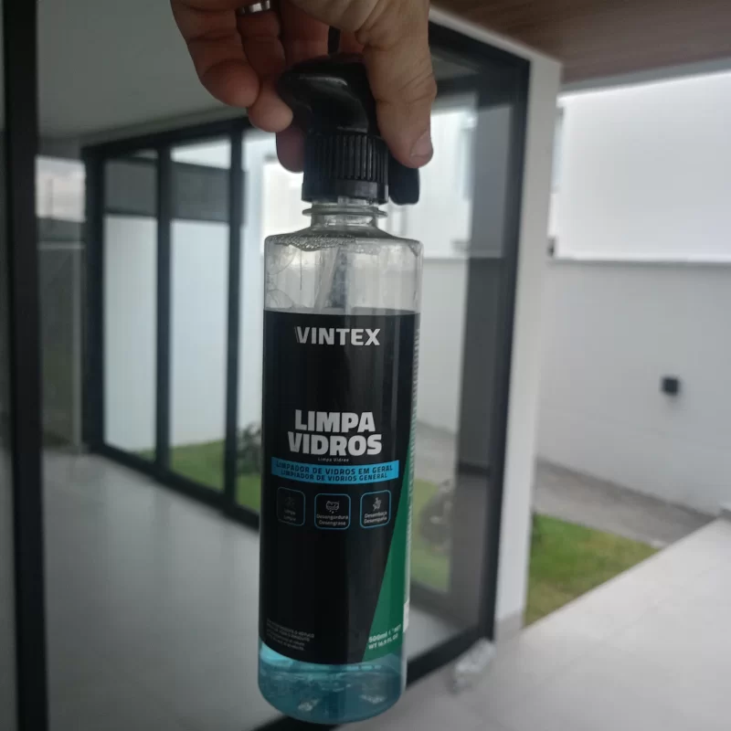 Limpeza de Vidros e Recuperação de Esquadrias